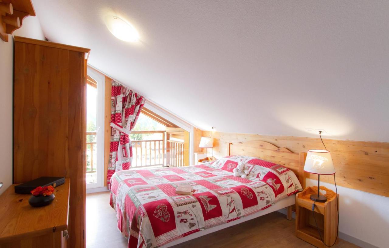Residence Odalys L'Ours Blanc Лес дьо Алпс Екстериор снимка